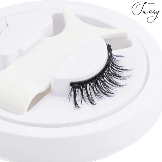 😜 Sassy – Cat Eye Magnetic Lashes