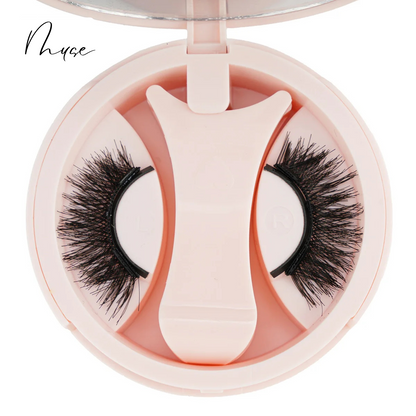 💫 Muse – Wispy Creative Magnetic Lashes (1 Pairs + Mirror Case)